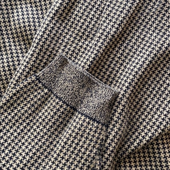 Cutter & Buck pull over sweater made in Peru - Picture 3 of 4